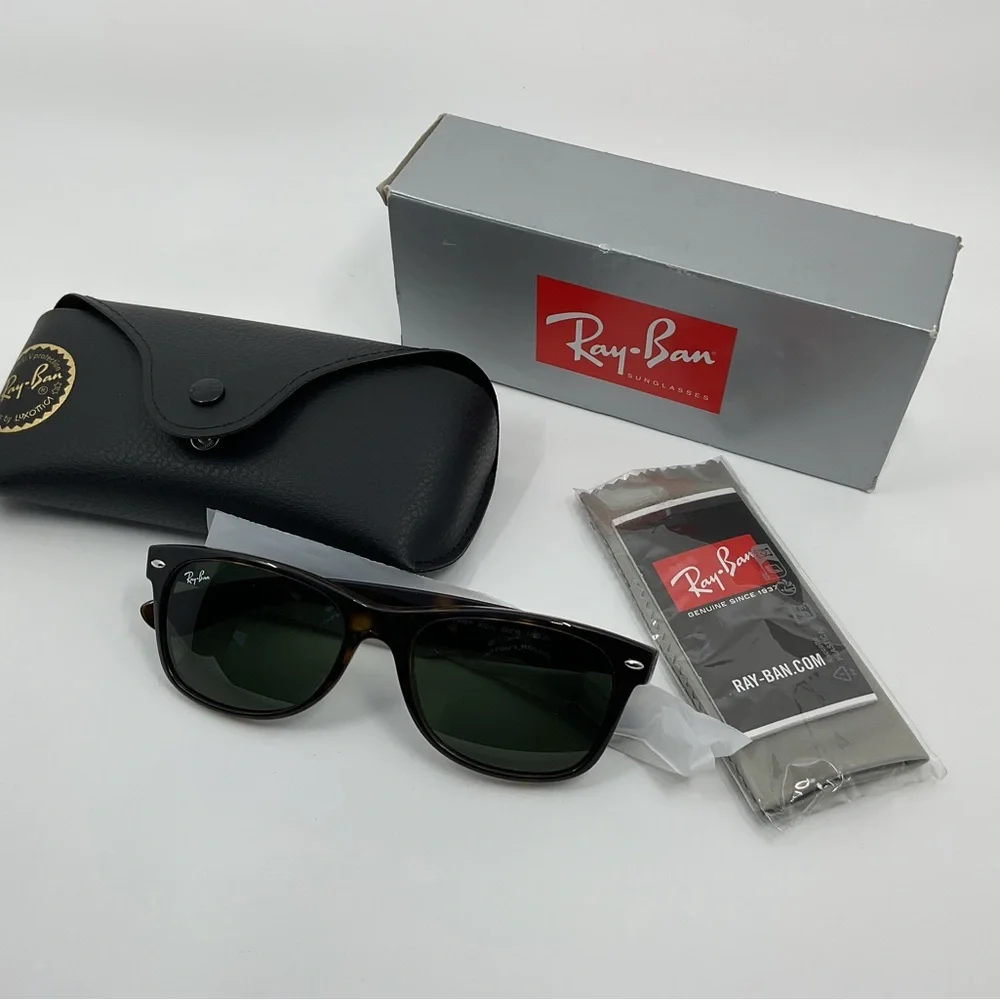 Ray-Ban New Wayfarer Classic Tortoise Shell Sunglasses - Picture 1 of 10